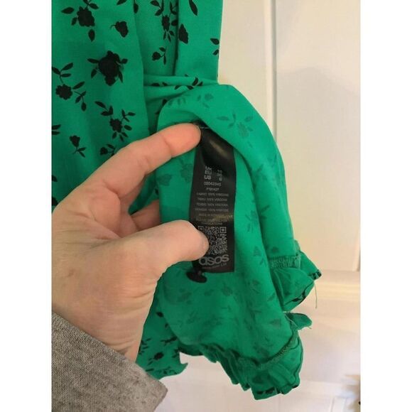 ASOS Chic Green Floral Wrap Dress for Women - Picture 8 of 8